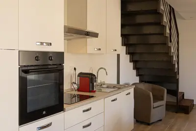 Image de Appartement « La Dolce Vita 8 - Le Cédrat » avec vue mer, Wi-Fi et climatisation