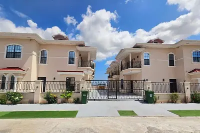 Image de Family-Friendly Townhome in Harbourville, Comfort, Space & Convenience