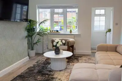 Image de Modern 2br Home for Families and Groups