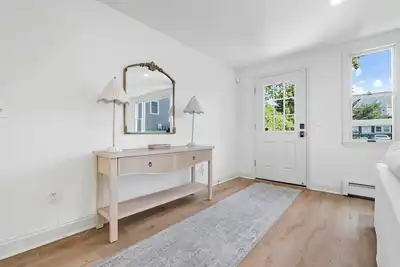 Image de Newly Renovated Clinton Beach House