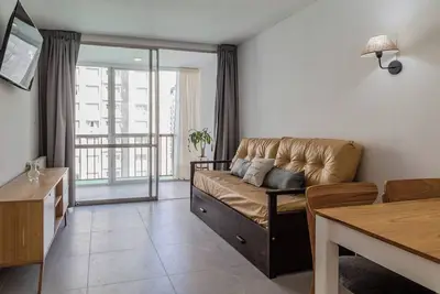 Image de Modern and centrally located 2 rooms meters from the sea