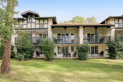 Image de Magnifique appartement landais avec alcôve pour 4