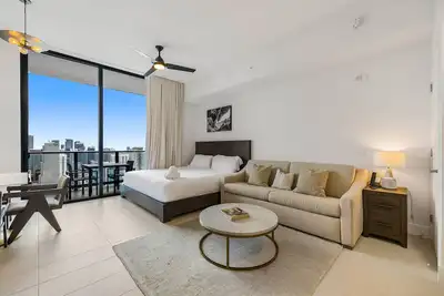 Image de Chic Studio | Rooftop Pool | Near Kaseya Center