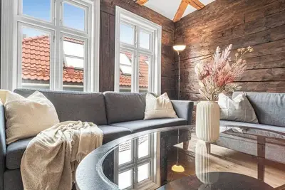 Image de Heimby apartments  Four-Story Central City House