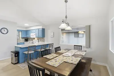 Image de Amazing Cove! 2 Bed/2Ba Lakefront Home - Hot Tub, Smart TVs, Great Fishing Cove