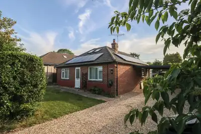 Image de 2 North Road, pet friendly, with open fire in Maiden Newton, Dorset
