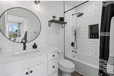 Image de Modern 3-bedroom house with in charming Old Town Georgetown