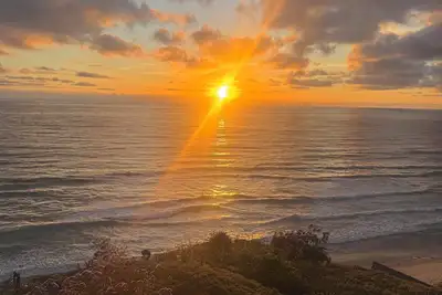 Image de Oceanfront Bluff Living Panoramic Views Walk to Beach Encinitas