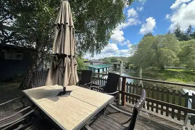 Image de Lakeside Cottage with Water and Dune Access