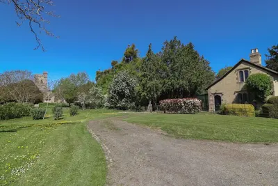Image de The Lodge, pet friendly, with open fire in Whitminster