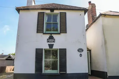 Image de Smugglers Cottage, pet friendly, country holiday cottage in Selsey