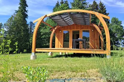Image de Gîte Abeilles & Etoiles, Le Jardin des Abeilles