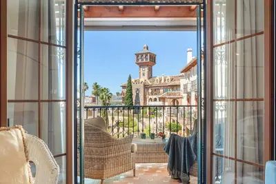 Image de Appartement Classique à Mijas Golf avec Vue Charmante et Piscines