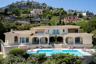 Image de Villa classique avec vue sur Monaco