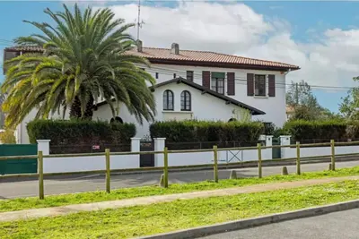 Image de Biarritz-Anglet, Appt T3 indépendant, quartier résidentiel calme.