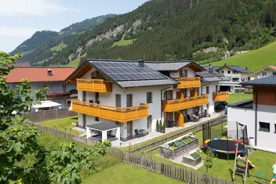 Image de Appartement « Gästehaus Egger 1 » avec vue sur la montagne, balcon et Wi-Fi