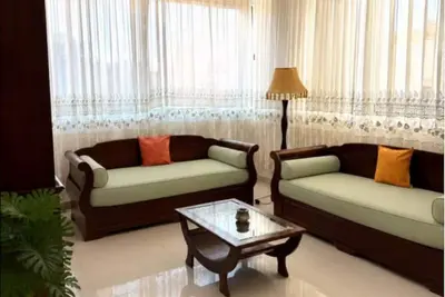 Image de Appartement spacieux sur la côte près de la plage