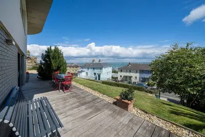 Image de Mainsail  Coastal Living on Prestigious Road