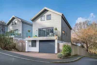 Image de Sandpiper House Coastal Retreat Moments from Beach