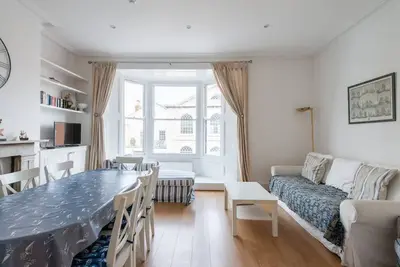 Image de Beken House  Stylish Duplex Near Cowes Yacht Haven