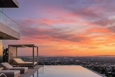 Image de Villa Lisa By LuxJB 🏆 10 Bdr Hollywood Hills Mansion 🏆 Panoramic Views