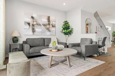 Image de Sunlit Slate, 3br+Bonus+Xbox+Bbq with Modern Design + Private Deck