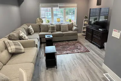 Image de Unique 4Bd/3Bth W/ Rooftop + Garage Parking