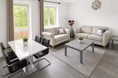 Image de Convenient Modern Lrg 2 Bedroom w WiFi and Parking