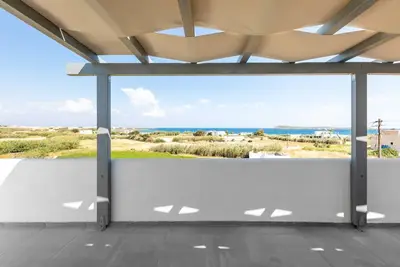 Image de Paros Golden Beach flats Casa Costa Azor - 33m from beach, sleeps 6 (3bdr 2ba)