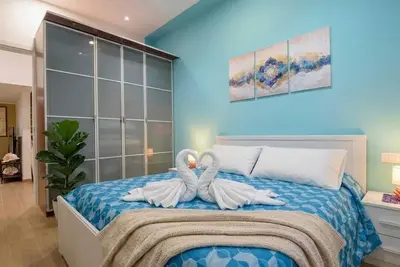 Image de 5 minutes from the beach, newly built apartment with outdoor courtyard