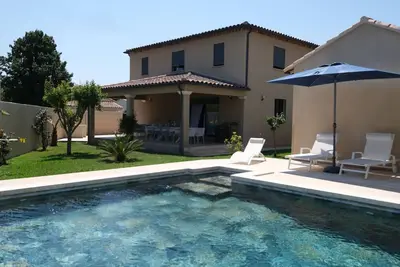Image de Villa 12 pers clim, piscine chauffée, Salon de Pce