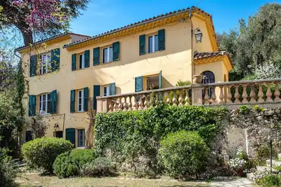 Image de Villa Les Terrasses de Grasse – Villa de luxe avec piscine privée de 20 m et vue mer panoramique
