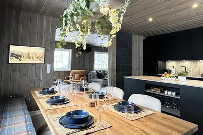 Image de Newly renovated house close to everything