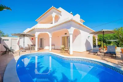 Image de Casa Cardhu, fabulous 3 bedroom villa in walking distance to Carvoeiro