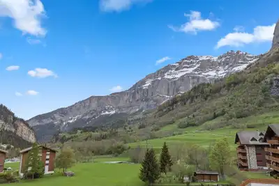 Image de Magnifique appartement rénové avec une superbe vue