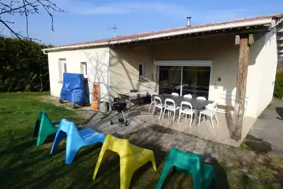 Image de Gite Manola avec piscine intérieure à 150 m