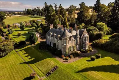 Image de Historic Scottish Mansion with Private 3 Acres