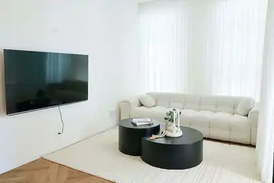 Image de Luxury 2br in Florentin | Parking + Balcony| Mamak