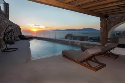 Image de Ultimate Mykonian Retreat w/ Pool Jacuzzi and View