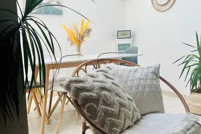 Image de GÎTE \"La Petite Escale\" à 200 mètres de la mer!