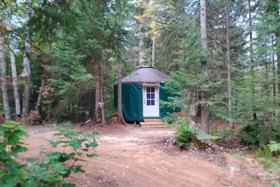 Image de Great Lakes Yurt Camp: Kingfisher Yurt