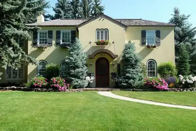 Image de Historic home near Msu & Yellowstone - perfect for family reunions & graduations