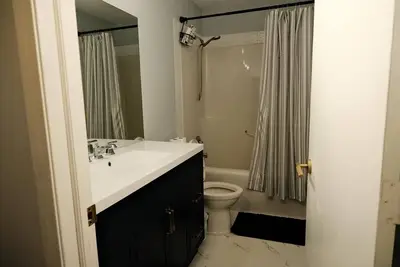 Image de Spacious 3 Bedroom Home in McKenzie Towne