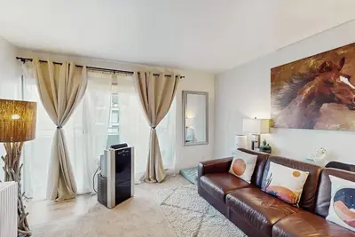 Image de Upscale Seattle condo with skyline views & shared hot tub