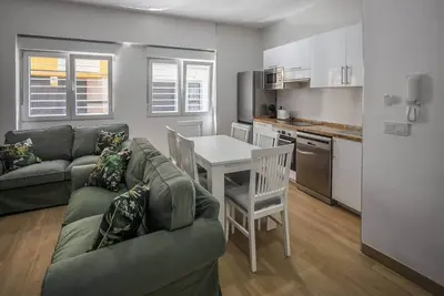 Image de Downtown Apartment with Courtyard, 40, Ground Floor