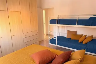 Image de Two-room apartment less than 100m from the sea and town center, ideal for families