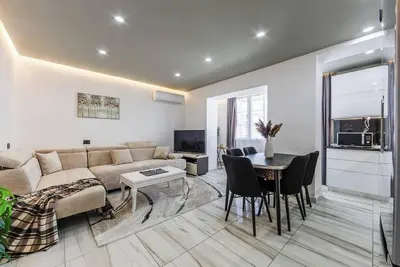 Image de Shkodra Living | Modern 1br Near City Center by PikHost