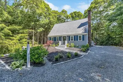 Image de Barnstable Vacation Base Near Beaches & Hyannis Rpam125