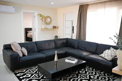 Image de 3-bedroom apartment in lovely Noord