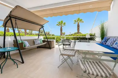 Image de Rafina Blue Horizon Maisonette with Garden by ΜΡS